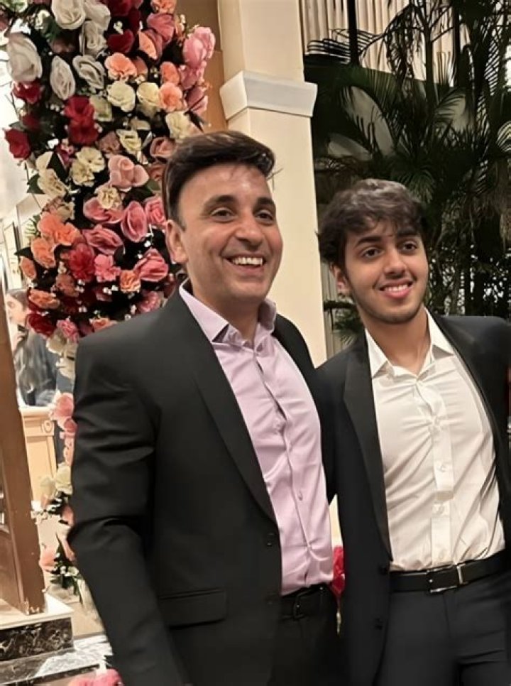 
Anik Khan Height, Age, Who, Girlfriend, Biography, Wiki, Net Worth 