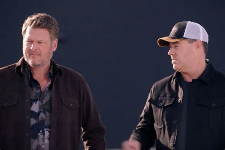 
Blake Shelton and Carson Daly Bring ‘Barmageddon’ ‘Keg Kurling’ to ‘The Voice’ : Watch the Coaches Compete 