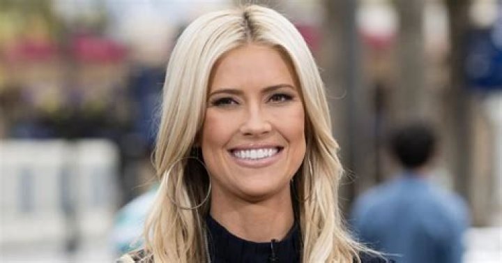 
Christina Hall Net Worth: How Much Money a Real Estate Agent Makes? 