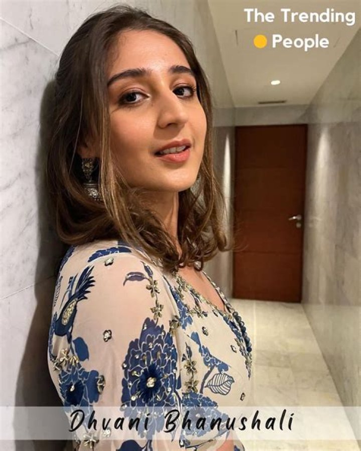 
Dhvani Bhanushali Height, Weight, Net Worth, Age, Birthday, Wikipedia, Who, Nationality, Biography 