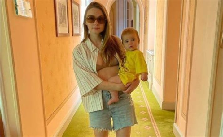
Jessica Barden Parents: Paul Barden And Gail Barden, Siblings Family And Net Worth 