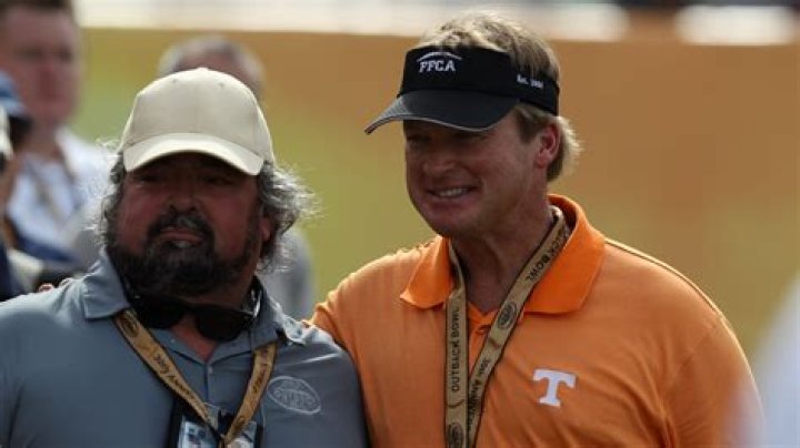 Jon Gruden Height, Weight, Net Worth, Age, Birthday, Wikipedia, Who, Nationality, Biography