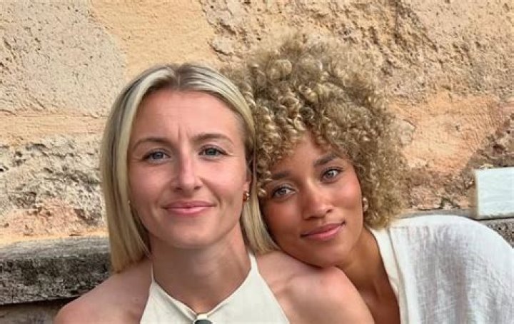 
Jordan Nobbs Has A Partner Leah Williamson, Dating Life And Relationship Timeline 