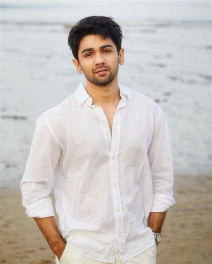Kamani Johnson Height, Weight, Net Worth, Age, Birthday, Wikipedia, Who, Nationality, Biography