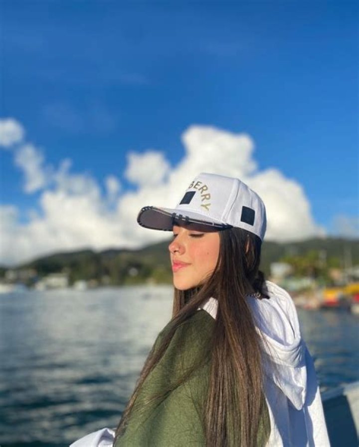 Laura Sofia Gonzalez Height, Weight, Net Worth, Age, Birthday, Wikipedia, Who, Instagram, Biography