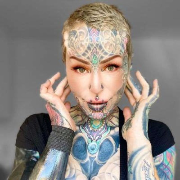 
Lina L aspires To Be A Living Work Of Art With Her Robotic Appearance 