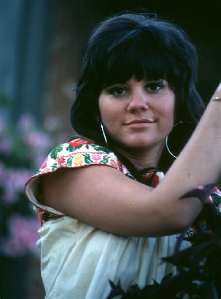 Linda Ronstadt Height, Weight, Net Worth, Age, Birthday, Wikipedia, Who, Nationality, Biography