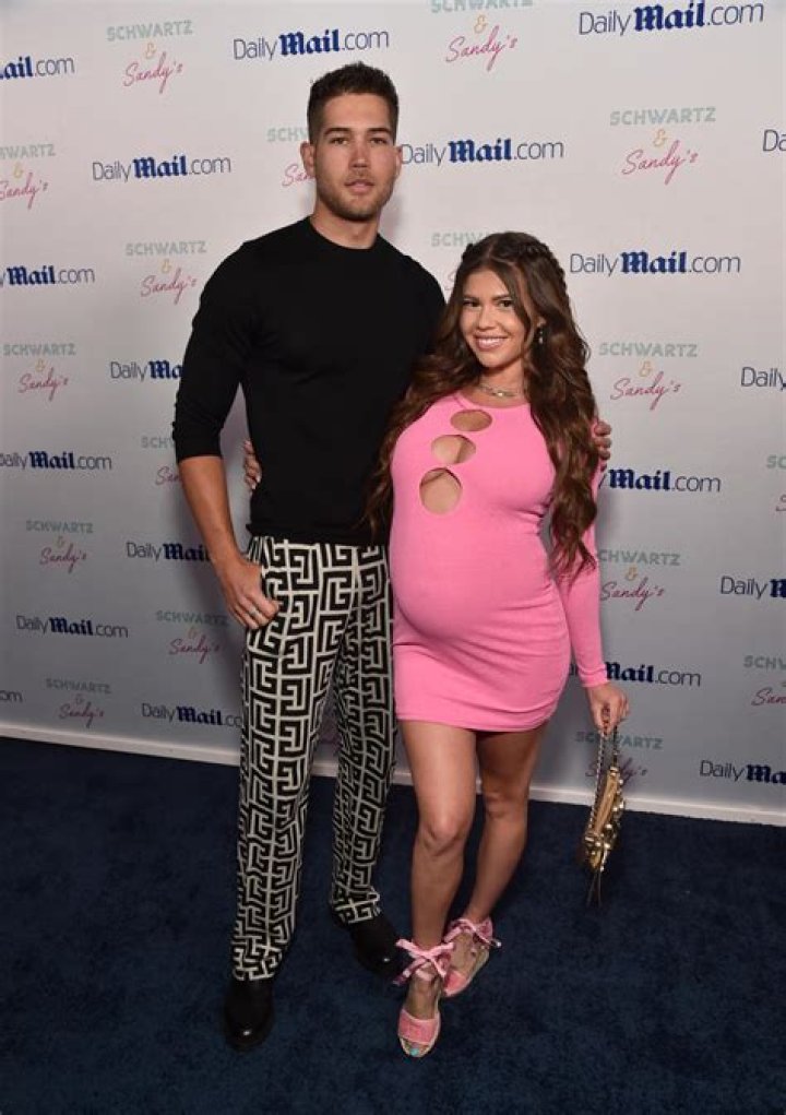 MTV’s Chanel West Coast Is Pregnant, Here Is What We Know About Her Boyfriend Dom Fenison