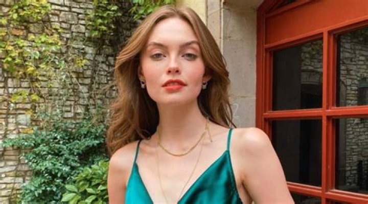 
Natalija Ugrina Height, Weight, Net Worth, Age, Birthday, Wikipedia, Who, Nationality, Biography 