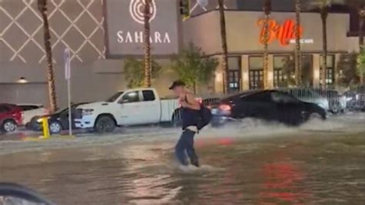 
Videos show water GUSHING through casino after Las Vegas sees flash floods again in 2 weeks 